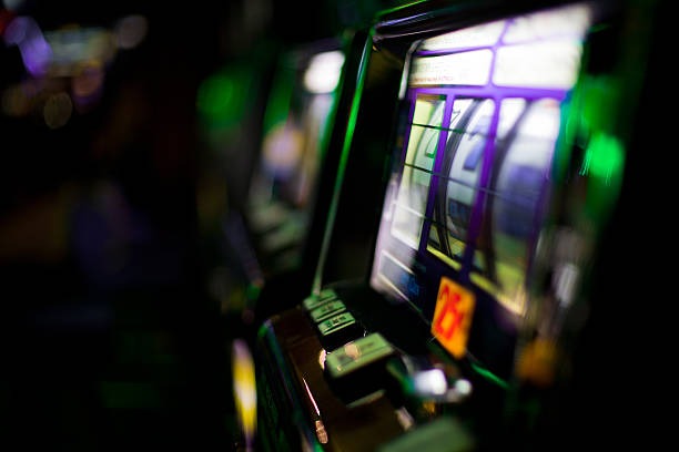 Payment method selection screen on jhon slot showing DANA, OVO, QRIS, and bank options